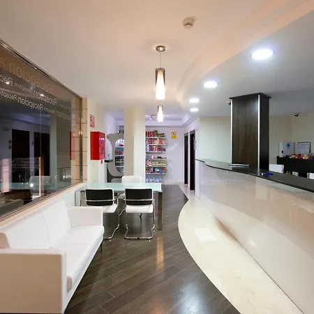 アパートホテル Kn Panoramica アデヘ