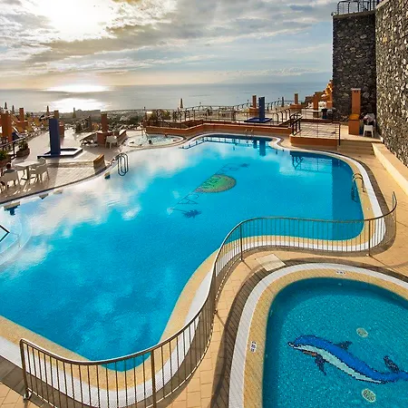 Kn Panoramica 3* אדחה