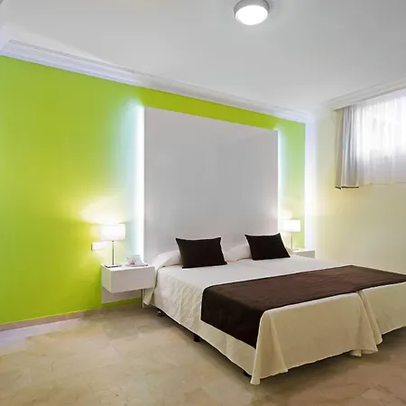 מלון דירות Kn Panoramica אדחה