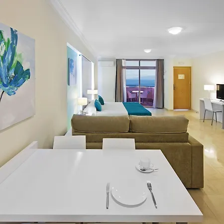 Apartahotel Kn Panorámica