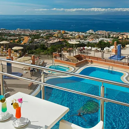 Ξενοδοχείο με διαμερίσματα Kn Panoramica Costa Adeje (Tenerife)
