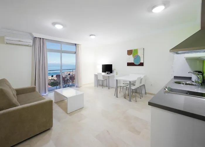 Апарт-отель Kn Panoramica 3*