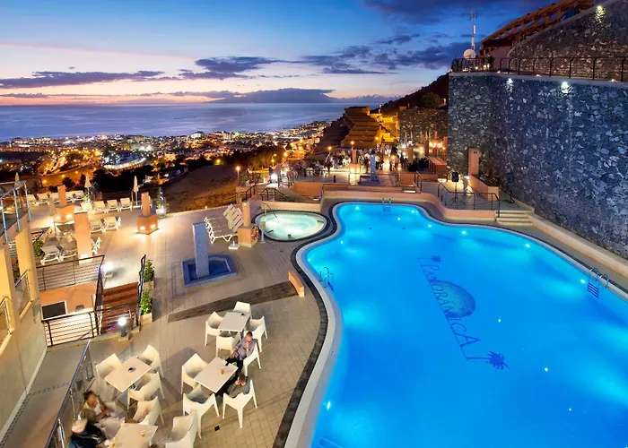 Kn Panoramica Апарт-отель Адехе