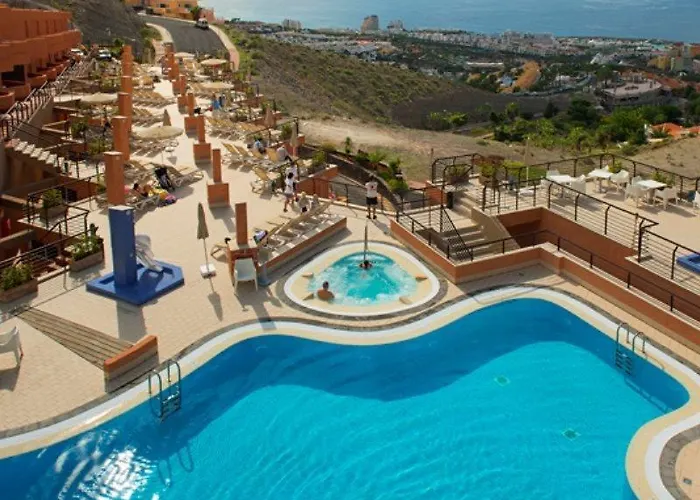 Kn Panoramica Апарт-отель Адехе